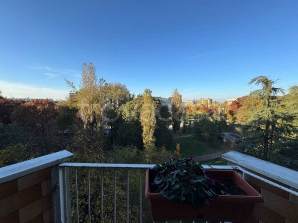 appartamento in vendita a Milano in zona Lambrate