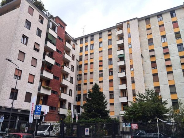 appartamento in vendita a Milano in zona Corvetto