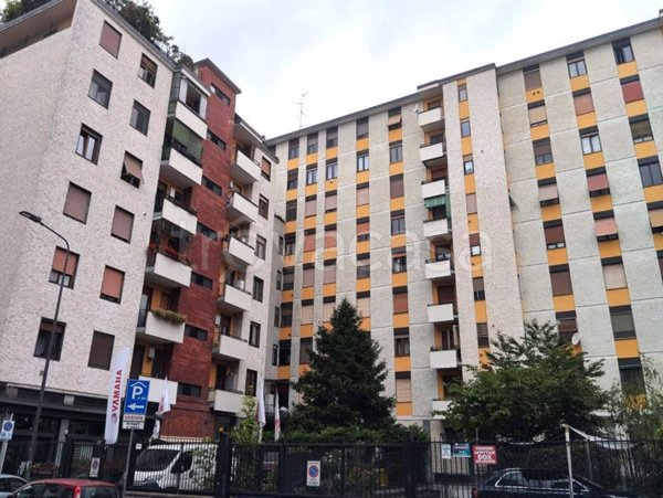appartamento in vendita a Milano in zona Corvetto
