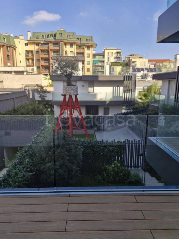 appartamento in vendita a Milano in zona Gorla