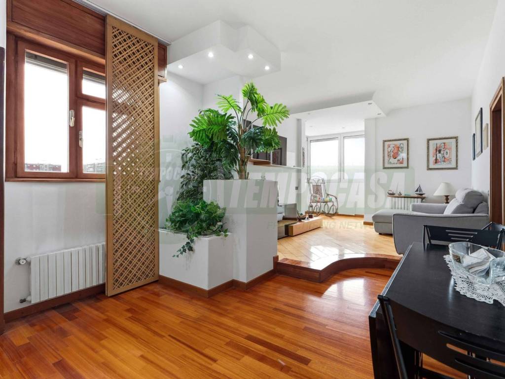 appartamento in vendita a Milano in zona Gratosoglio