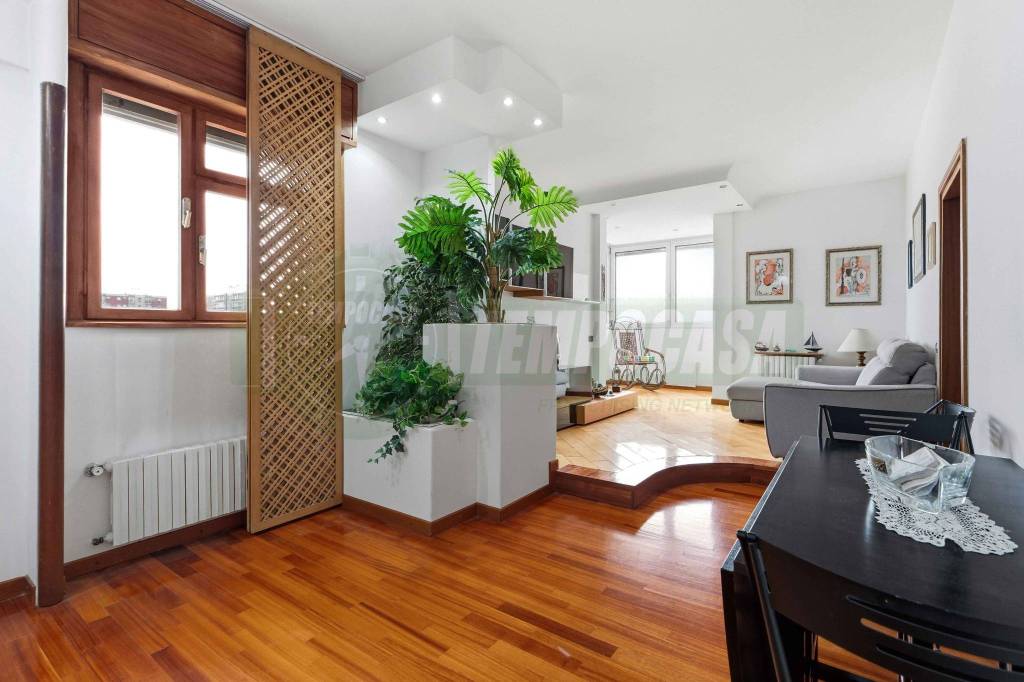 appartamento in vendita a Milano in zona Gratosoglio