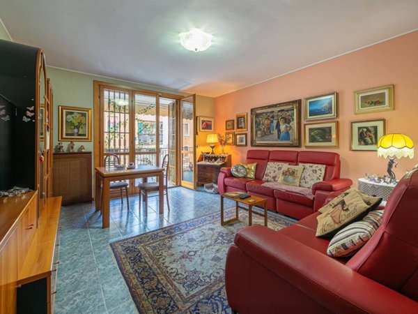 appartamento in vendita a Milano in zona Adriano