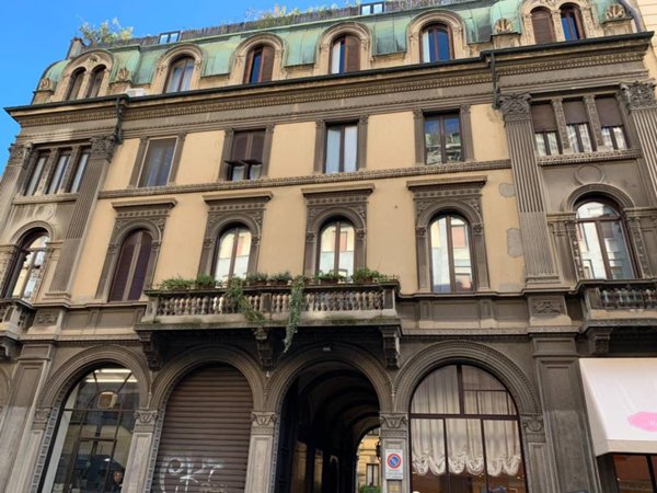 appartamento in vendita a Milano in zona Centro Direzionale