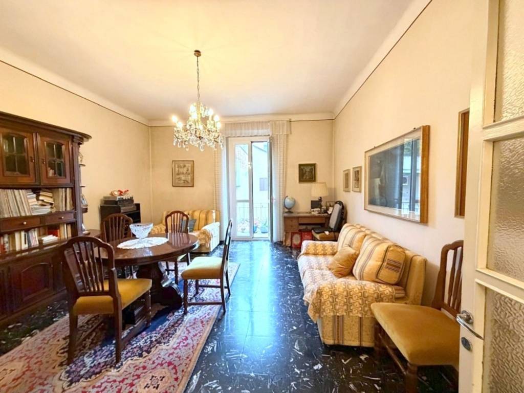 appartamento in vendita a Milano in zona Porta Venezia