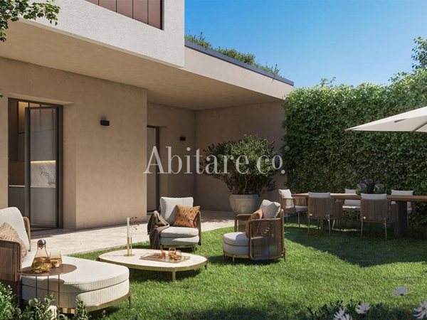 appartamento in vendita a Milano in zona Adriano