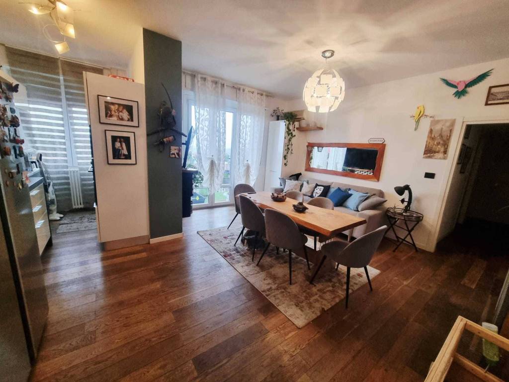 appartamento in vendita a Milano in zona Corvetto