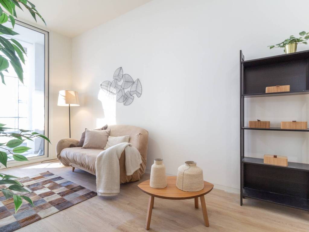 appartamento in vendita a Milano in zona Vigentino