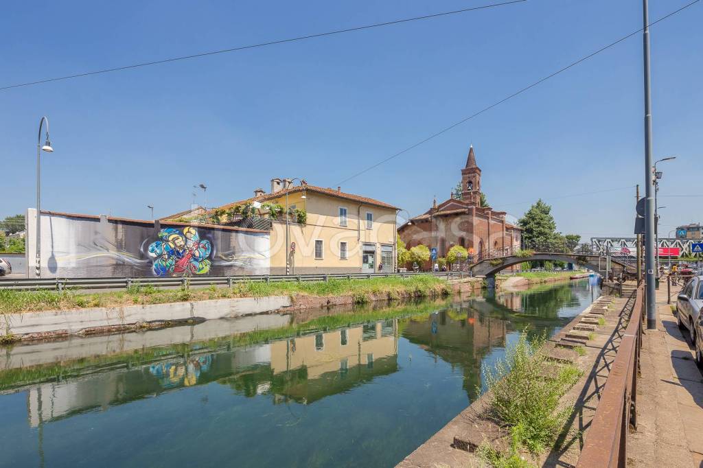 appartamento in vendita a Milano in zona Barona