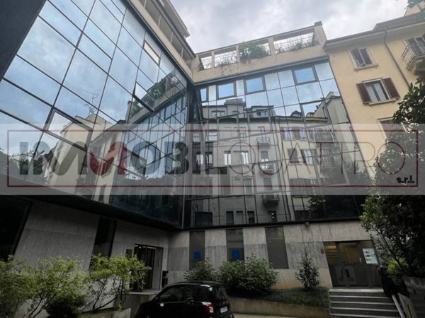 ufficio in vendita a Milano in zona Cadorna