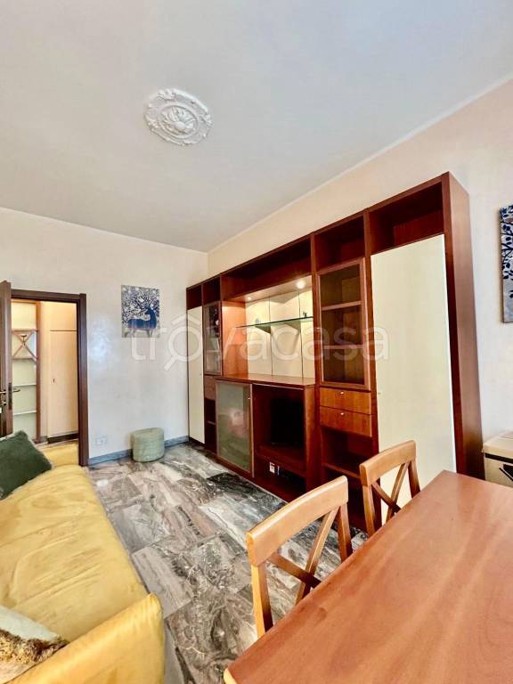 appartamento in vendita a Milano in zona Piazzale Lodi