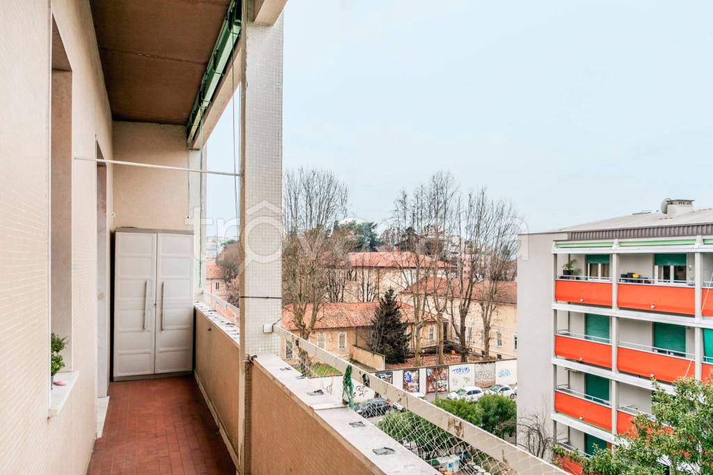 appartamento in vendita a Milano in zona Turro