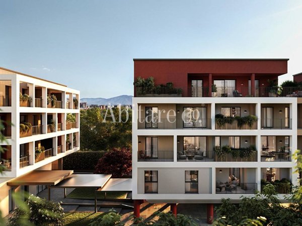 appartamento in vendita a Milano in zona Adriano