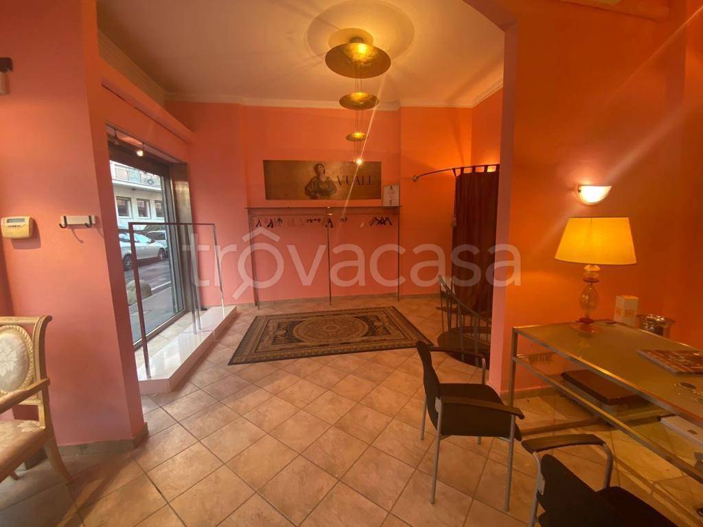 negozio in vendita a Milano