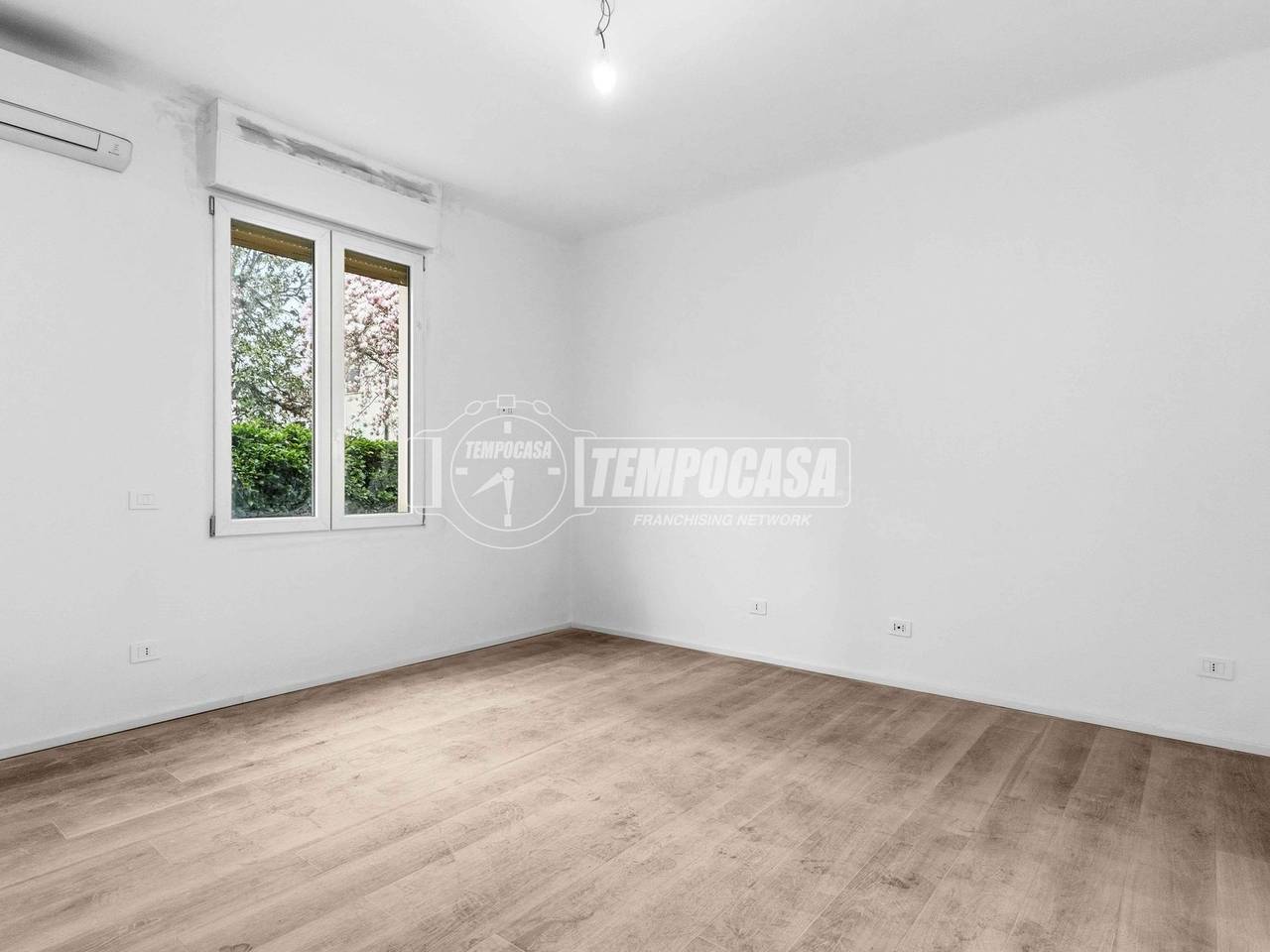 appartamento in vendita a Milano in zona Famagosta