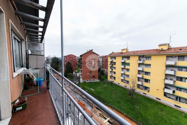 appartamento in vendita a Milano in zona Baggio