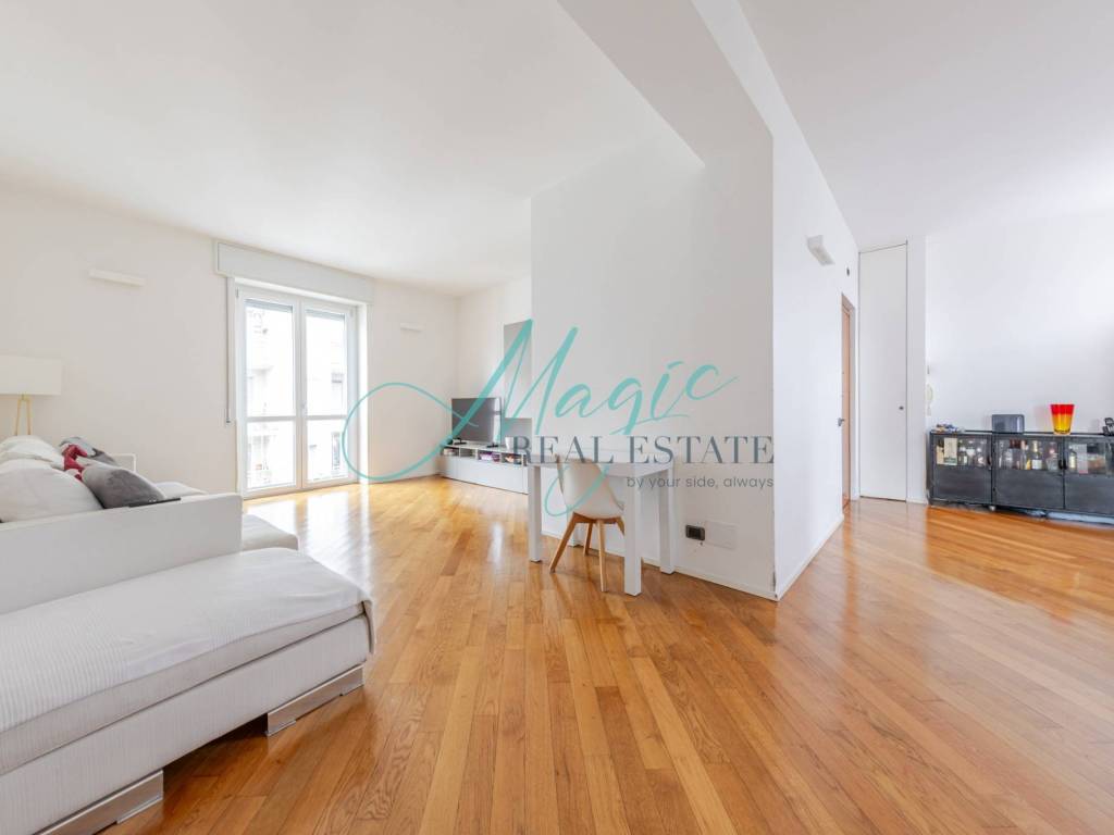 appartamento in vendita a Milano in zona Isola