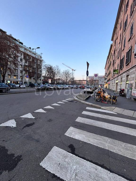 locale commerciale in vendita a Milano