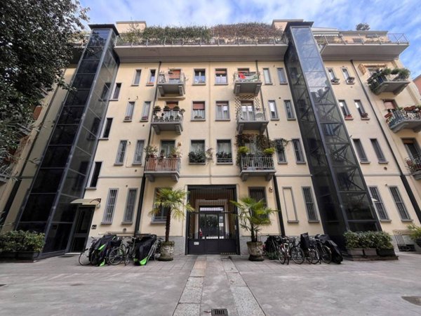 appartamento in vendita a Milano in zona Isola