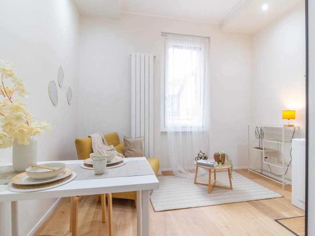 appartamento in vendita a Milano in zona Lambrate