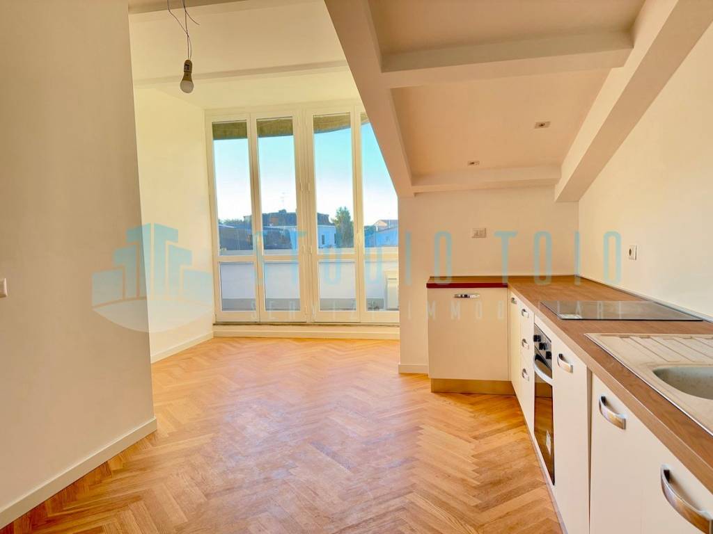 appartamento in vendita a Milano in zona Forlanini