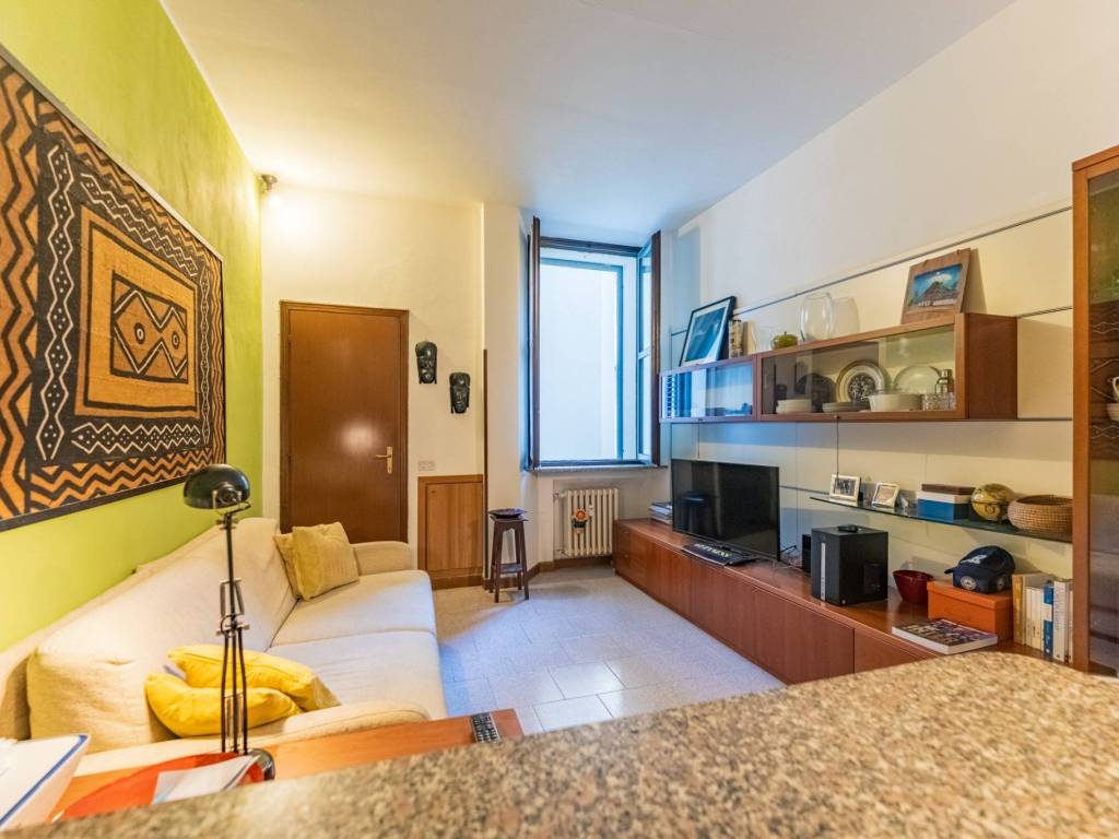 appartamento in vendita a Milano in zona Isola