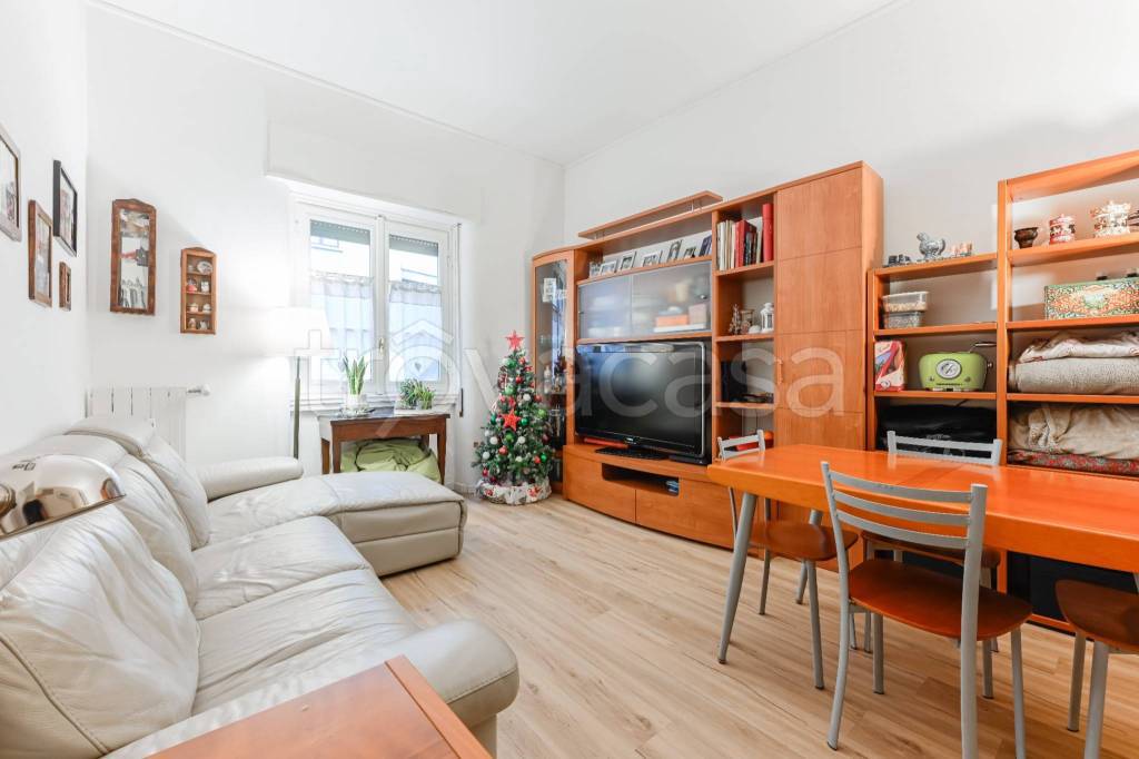 appartamento in vendita a Milano in zona Stazione Centrale