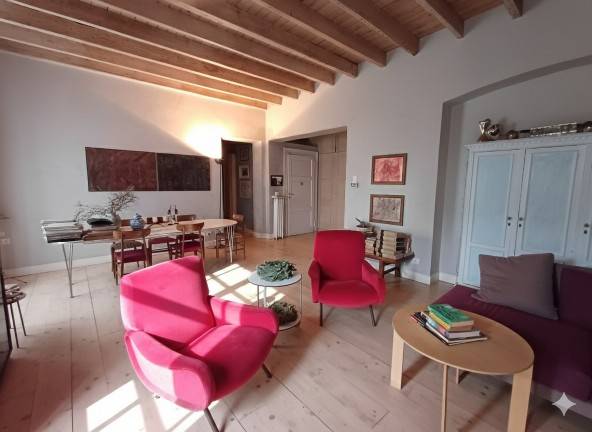 appartamento in vendita a Milano in zona Porta Venezia