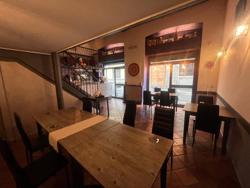 negozio in vendita a Milano in zona Porta Romana