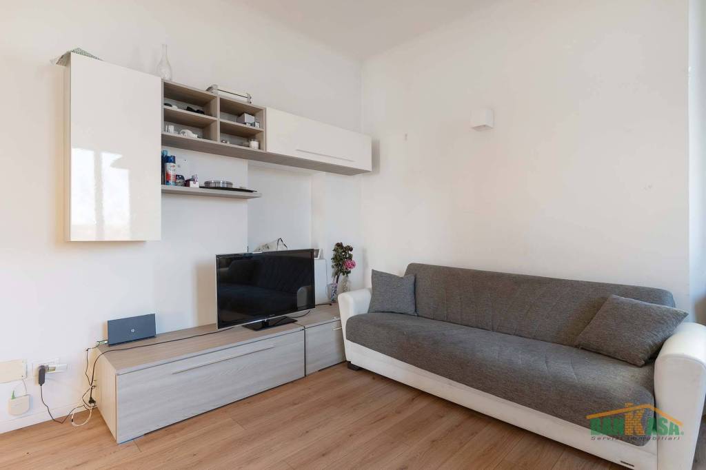 appartamento in vendita a Milano in zona Sempione