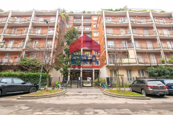 appartamento in vendita a Milano in zona Stadera