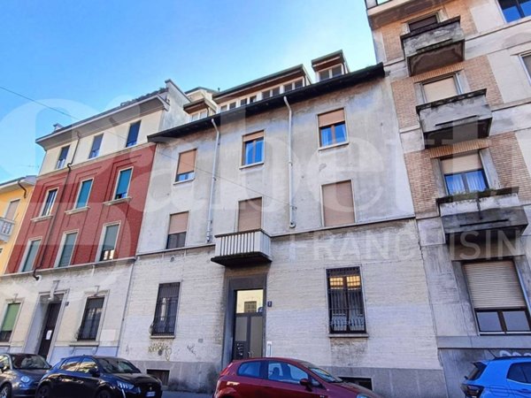 appartamento in vendita a Milano in zona Vigentino