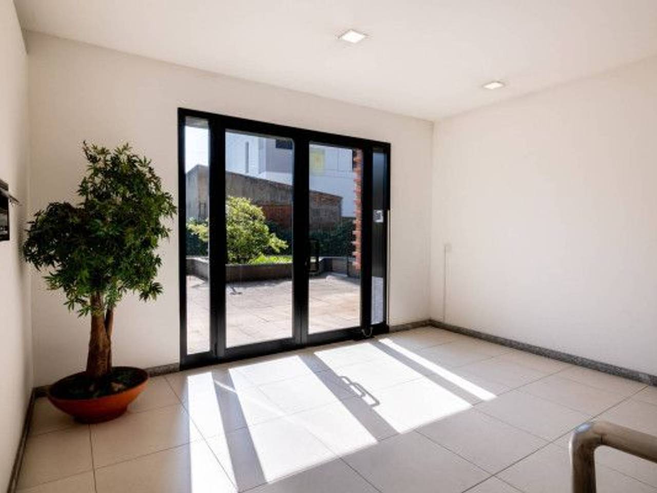 appartamento in vendita a Milano in zona Maggiolina