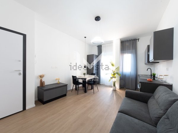 appartamento in vendita a Milano in zona Stadera