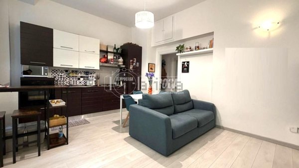 appartamento in vendita a Milano in zona Bullona