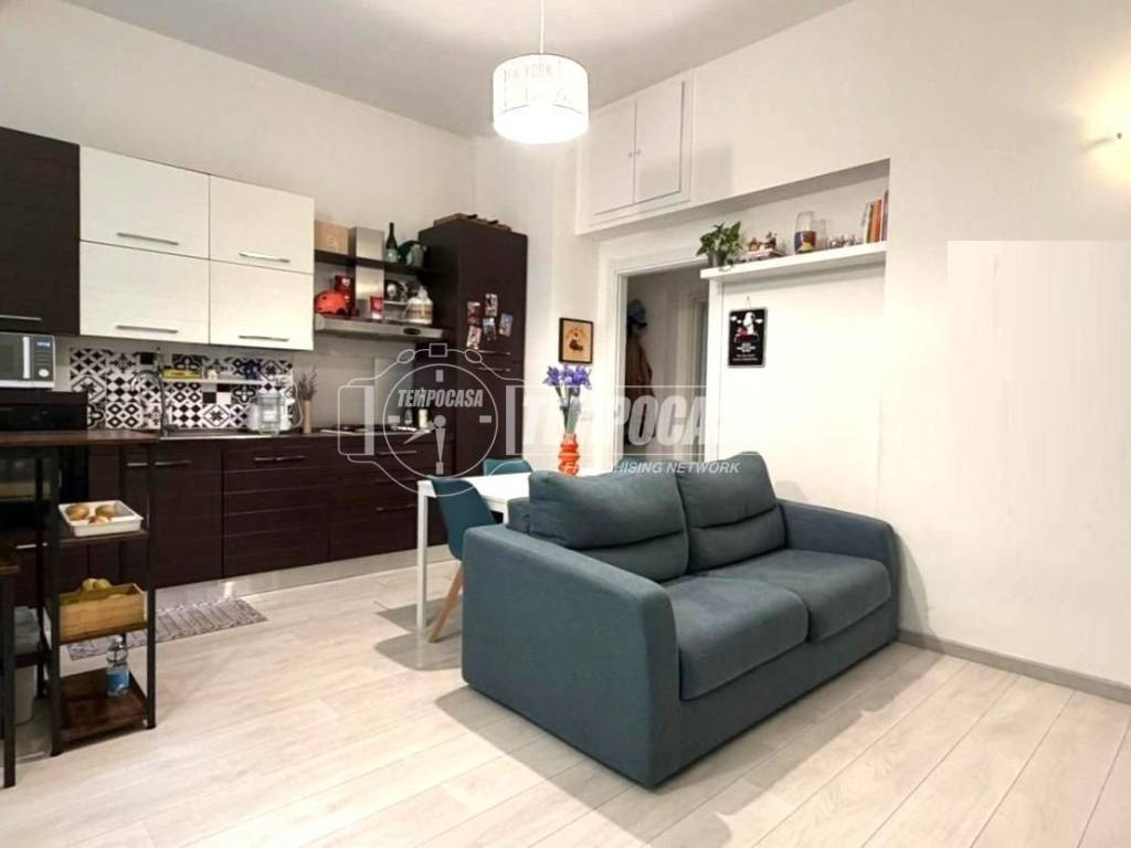 appartamento in vendita a Milano in zona Bullona