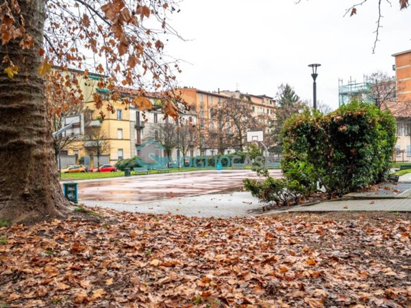 appartamento in vendita a Milano in zona Dergano