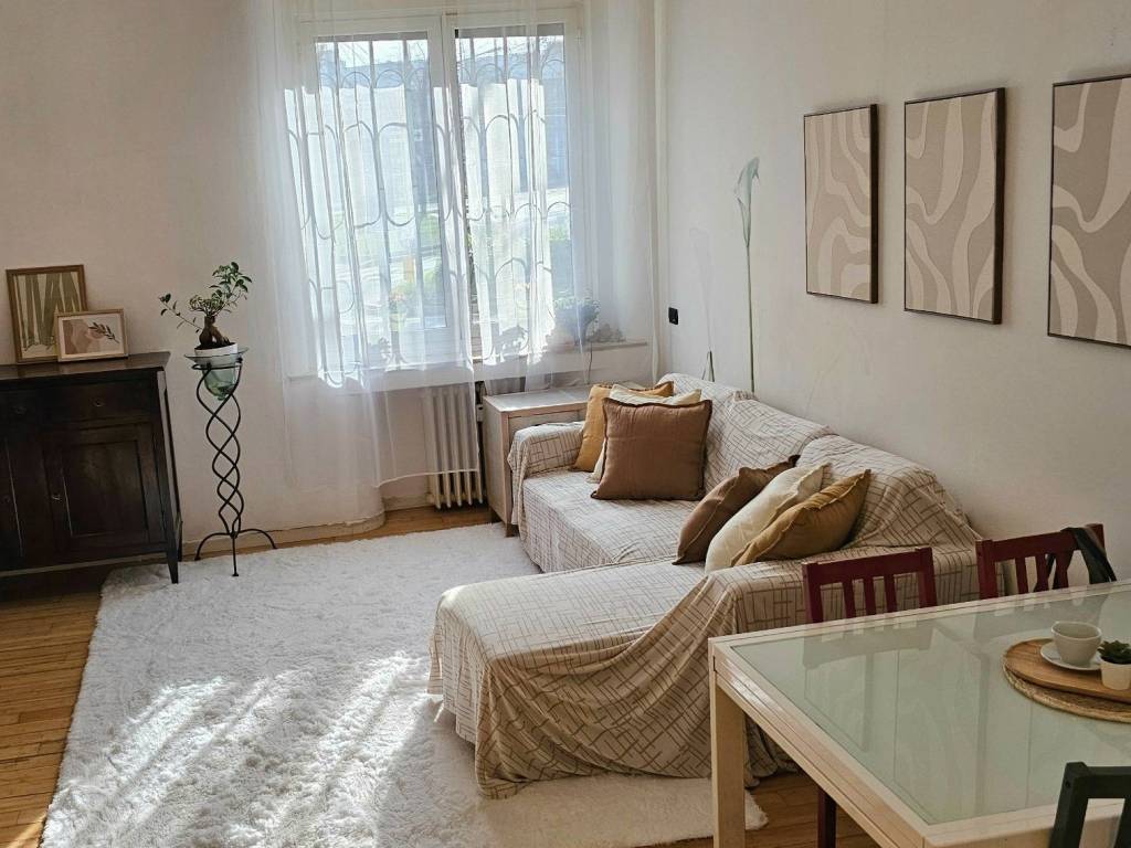 appartamento in vendita a Milano in zona Solari
