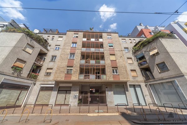 appartamento in vendita a Milano in zona Loreto