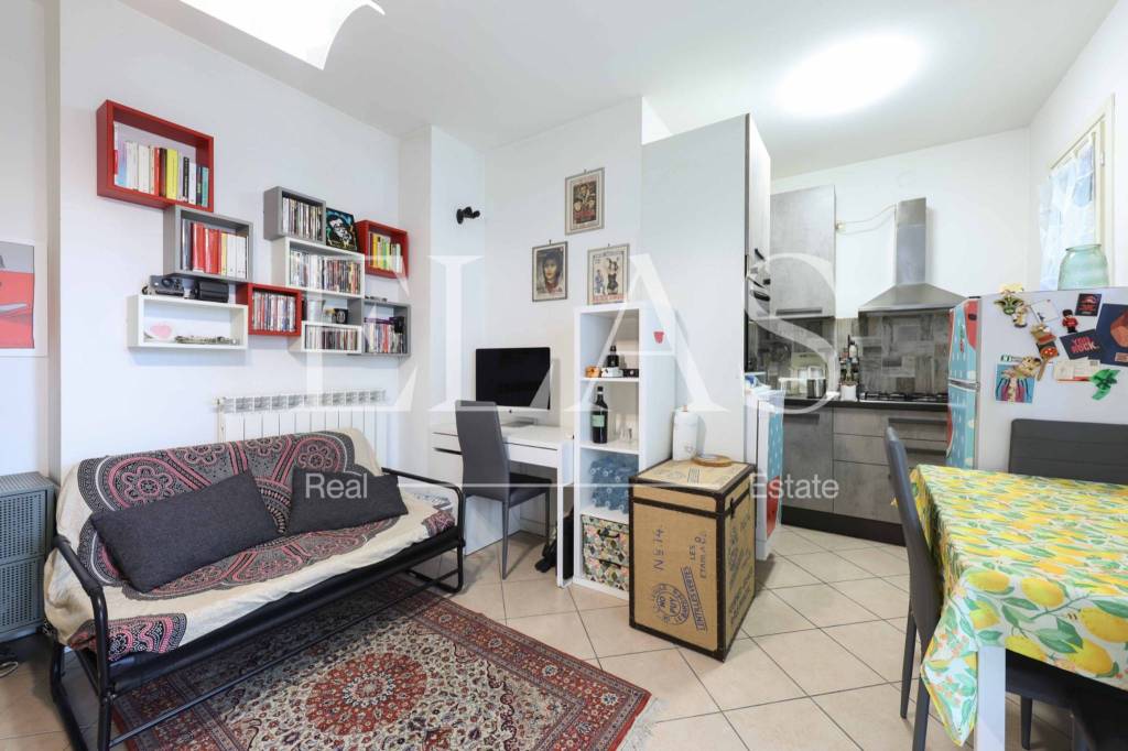 appartamento in vendita a Milano in zona Affori