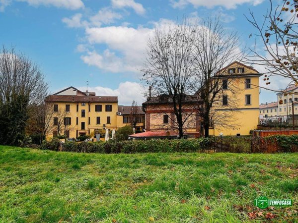 appartamento in vendita a Milano in zona Chiesa Rossa