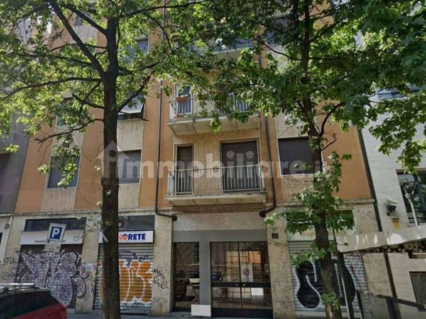 appartamento in vendita a Milano in zona Sempione