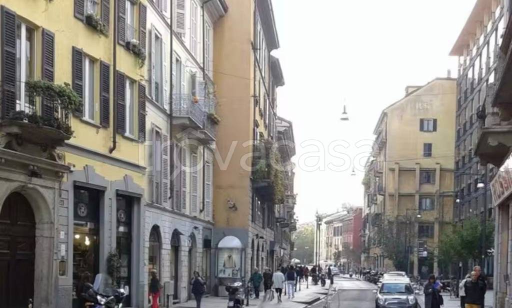 appartamento in vendita a Milano in zona Porta Garibaldi