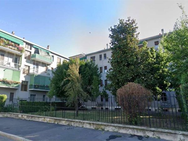 appartamento in vendita a Milano in zona Baggio