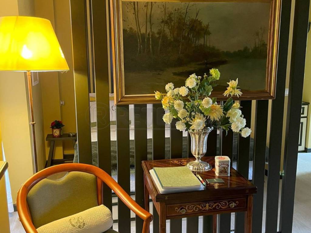 appartamento in vendita a Milano in zona Guastalla