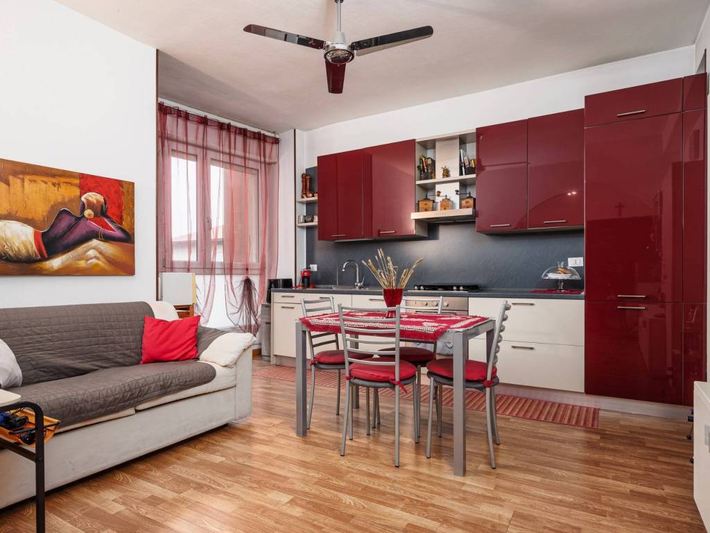 appartamento in vendita a Milano in zona Chiesa Rossa