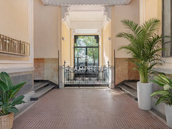 appartamento in vendita a Milano in zona Isola