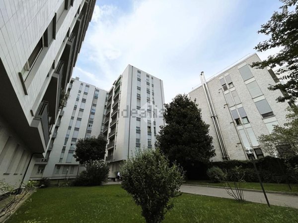 appartamento in vendita a Milano in zona Dergano