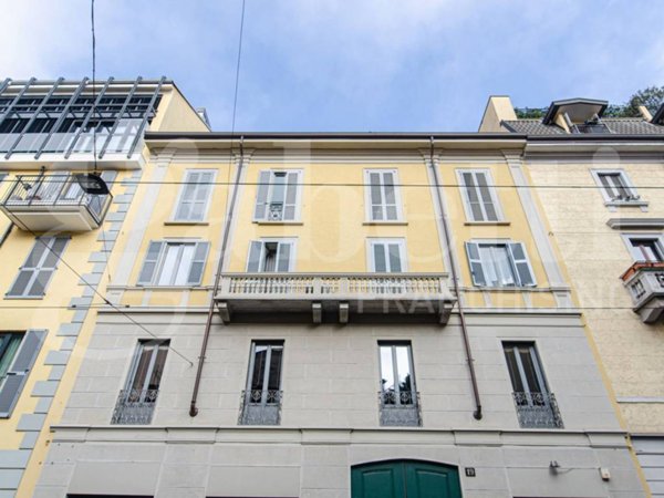 mansarda in vendita a Milano in zona Porta Venezia