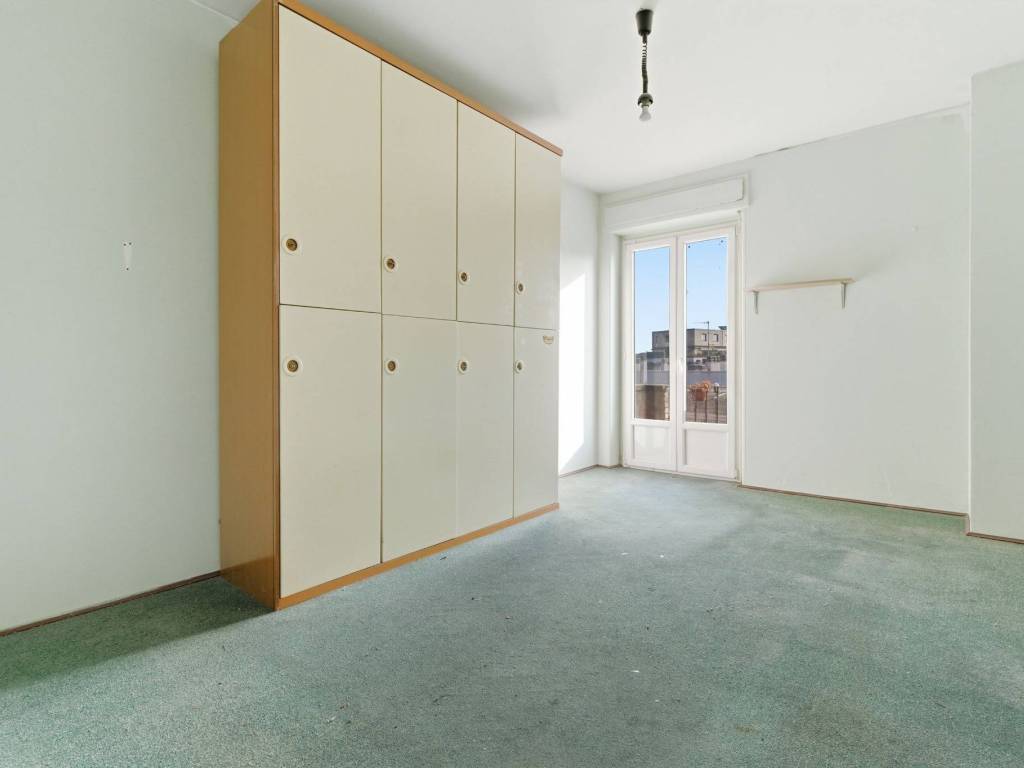 appartamento in vendita a Milano in zona Lambrate